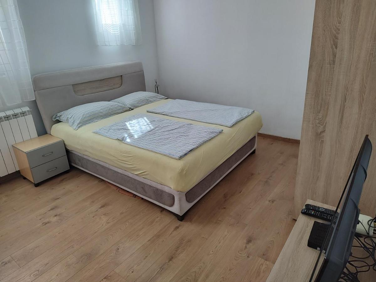Apartman Anastasija Surčin Exterior foto